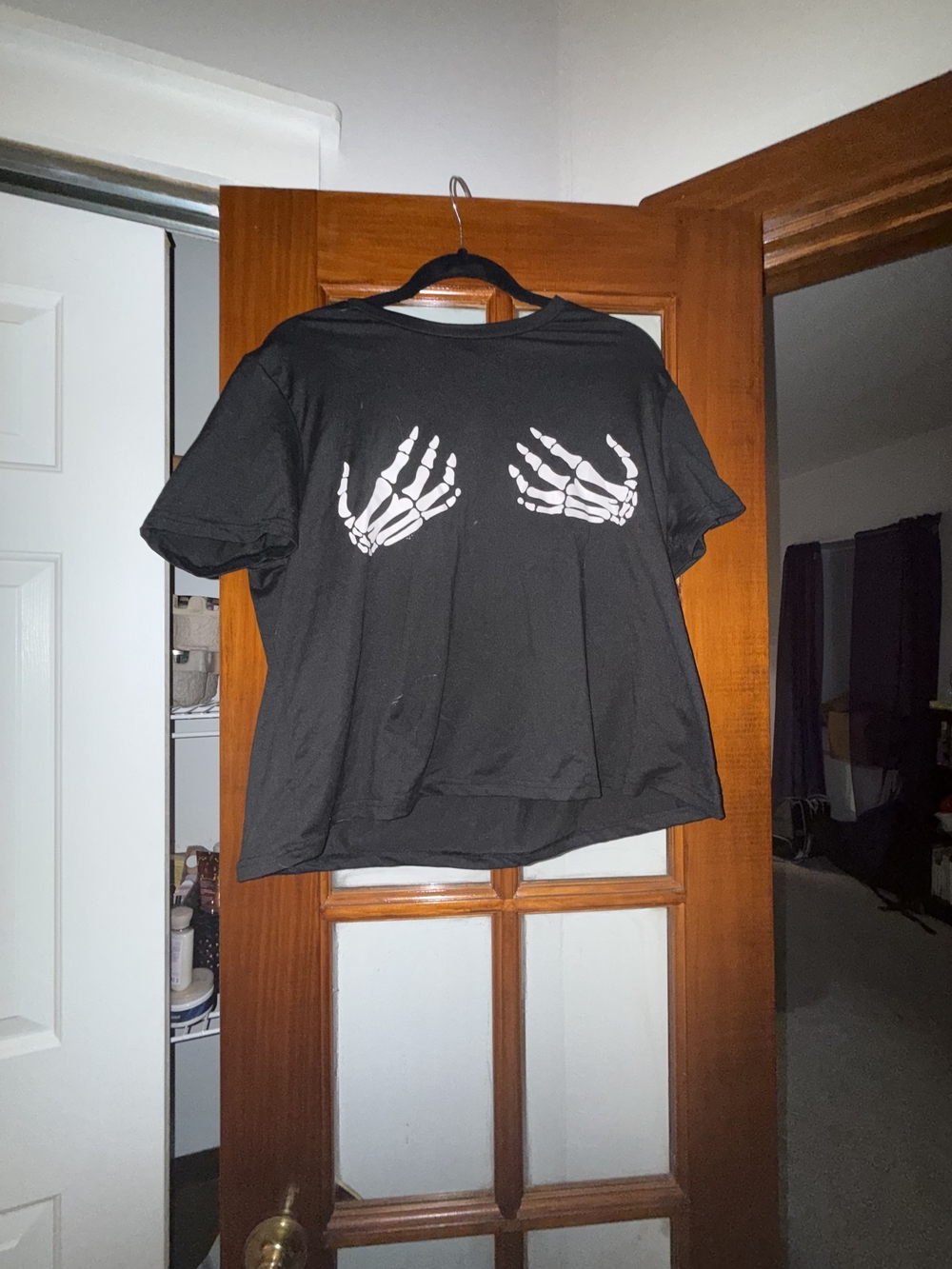 Woman's Black Graphic Skeleton Hand PJ Set